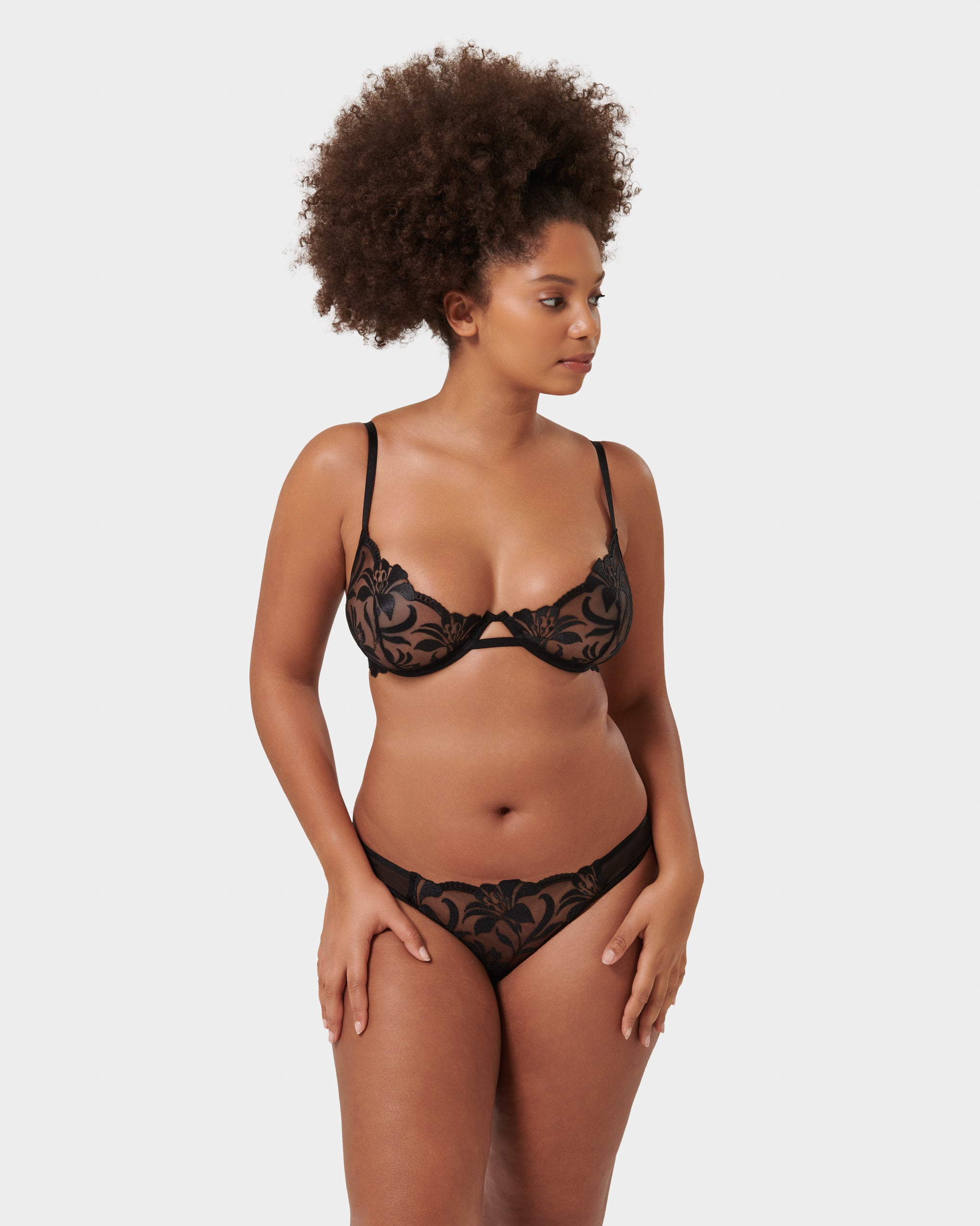 Leonora Floral Embroidered Bra Black