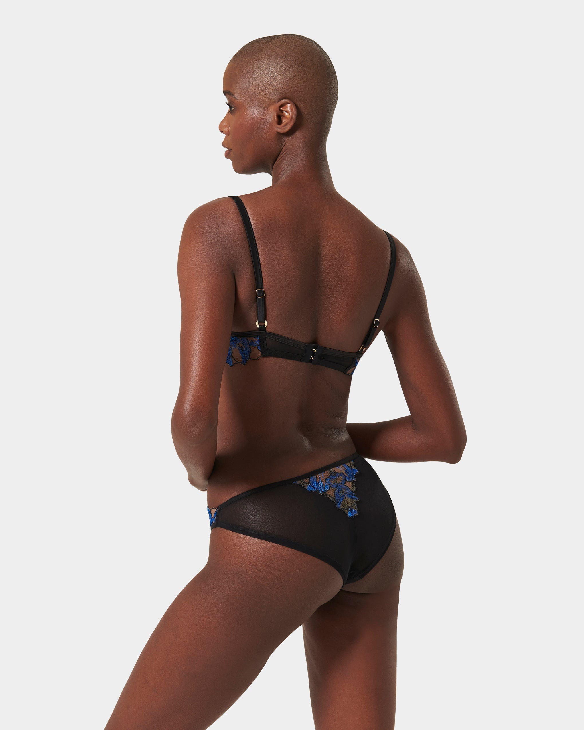 Lyandra Floral Embroidered Bra Blue