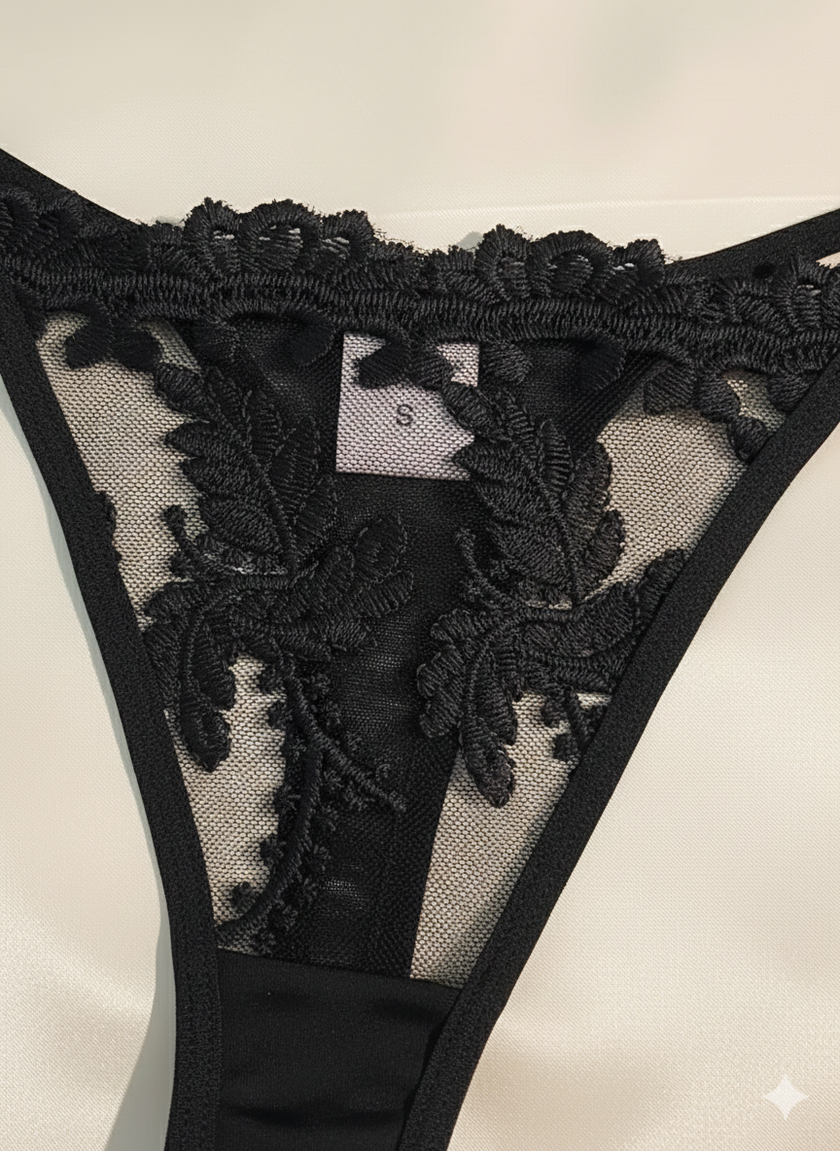 Lace Lingerie Set – Embroidered Bra & Panty