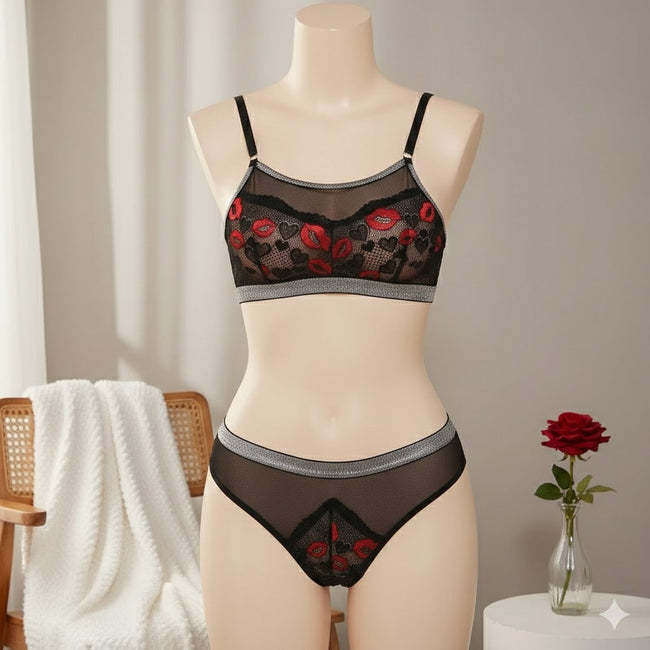 Lace Lingerie Set – Embroidered Bra & Panty | Lingeress