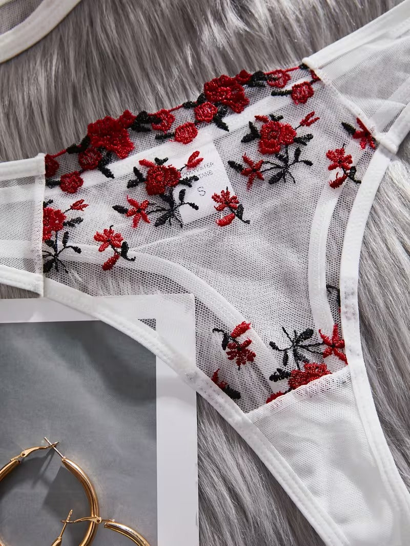 Lace Lingerie Set – Embroidered Bra & Panty