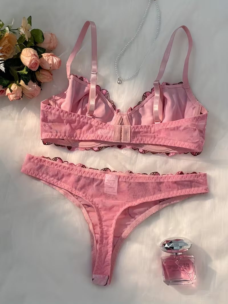 Lace Lingerie Set – Embroidered Bra & Panty | Lingeress