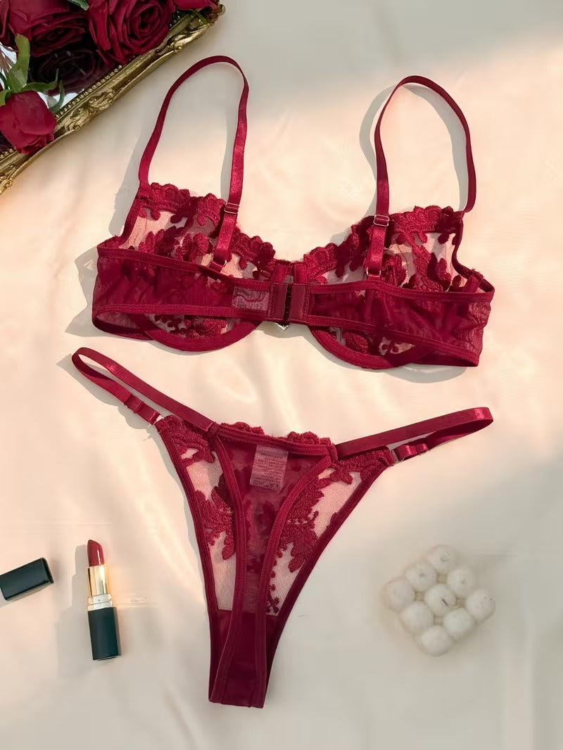 Lace Lingerie Set – Embroidered Bra & Panty
