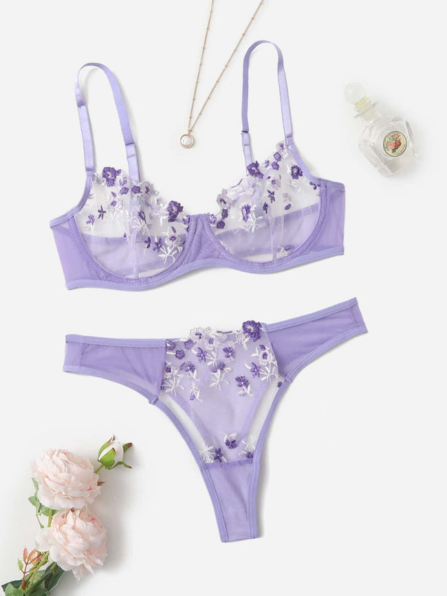 Lace Lingerie Set – Embroidered Bra & Panty
