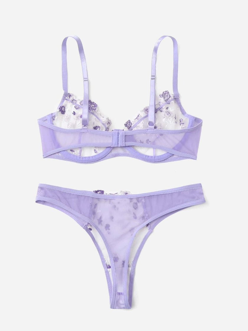 Lace Lingerie Set – Embroidered Bra & Panty