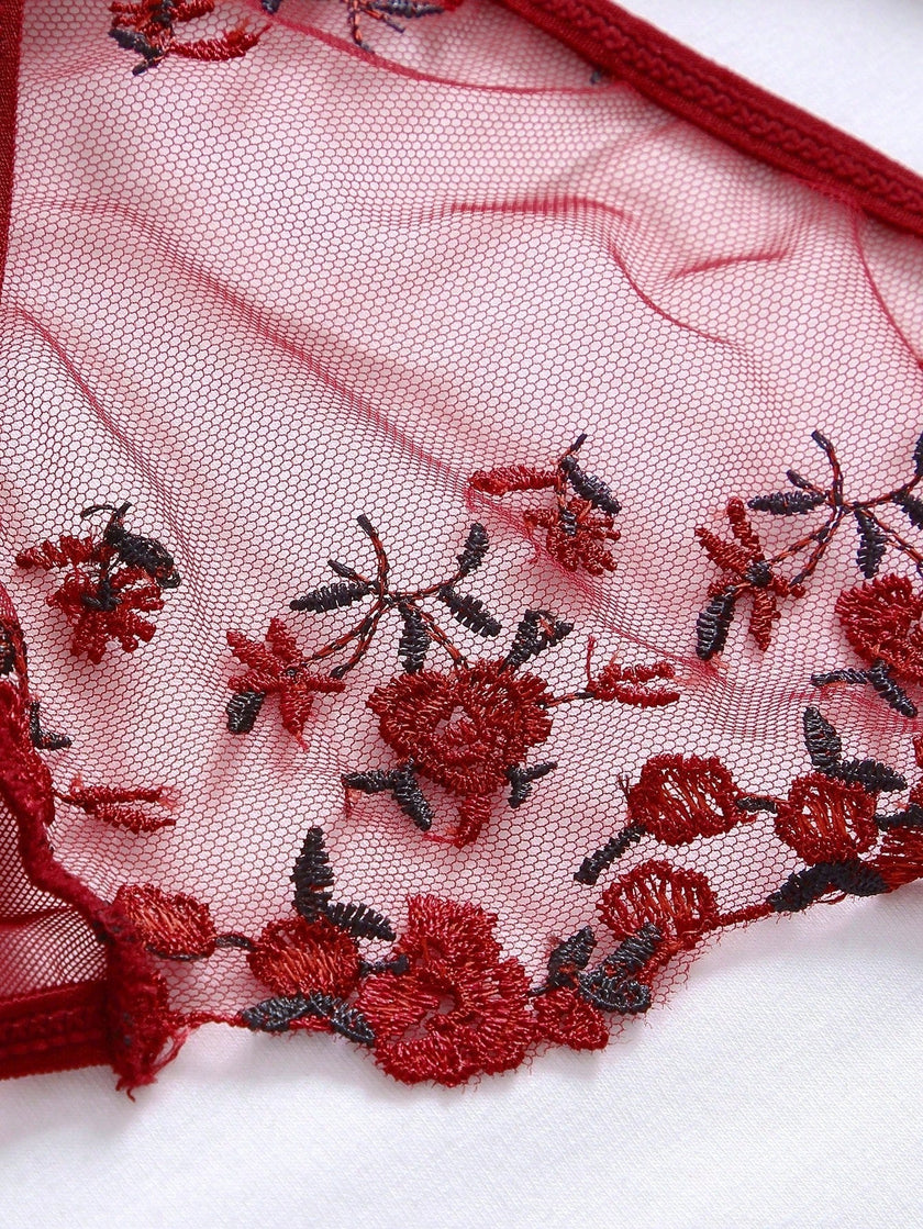 Lace Lingerie Set – Embroidered Bra & Panty