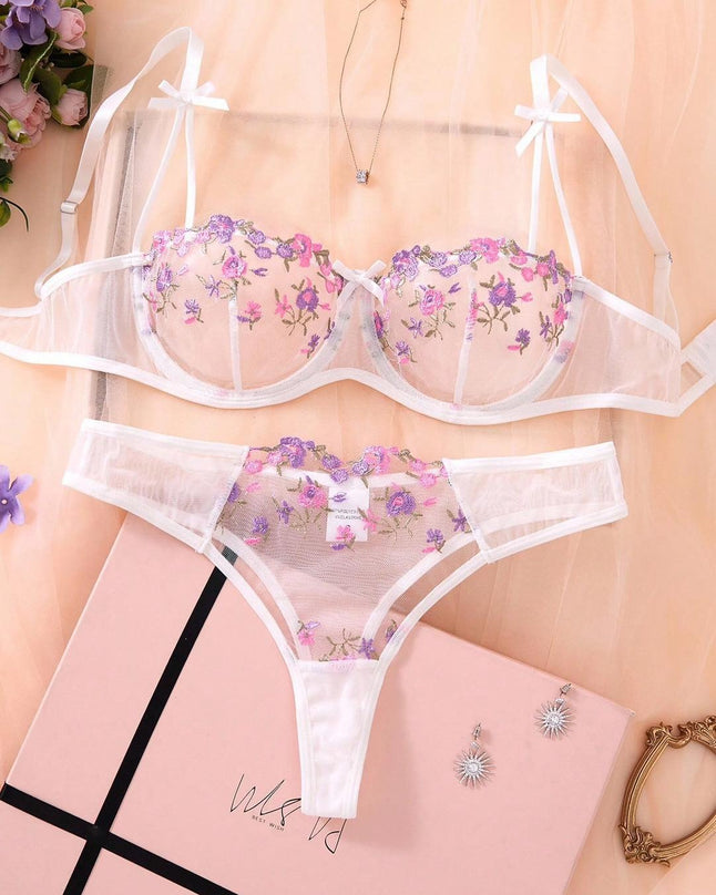 Lace Lingerie Set – Embroidered Bra & Panty | Lingeress