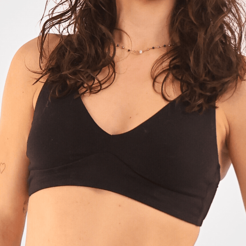 Women's organic cotton bralette in black