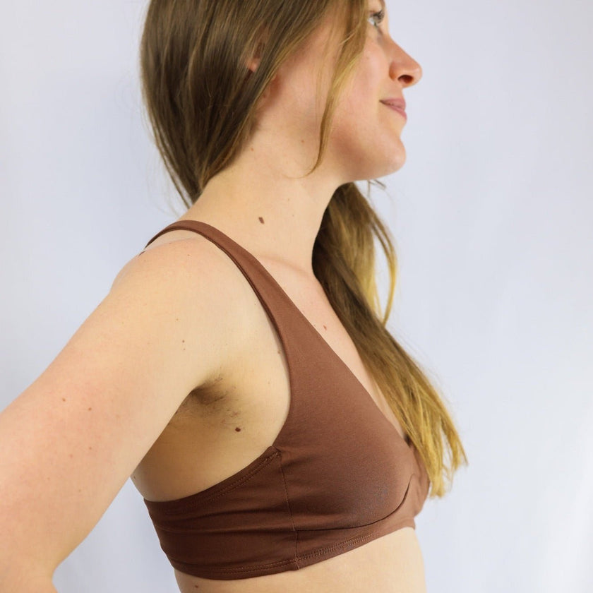 Women's organic cotton bralette in chestnut (mid nude)